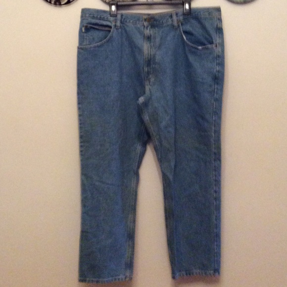 Levis Men’s Relaxed Fit Medium Wash Jeans 42/30 - Picture 5 of 8